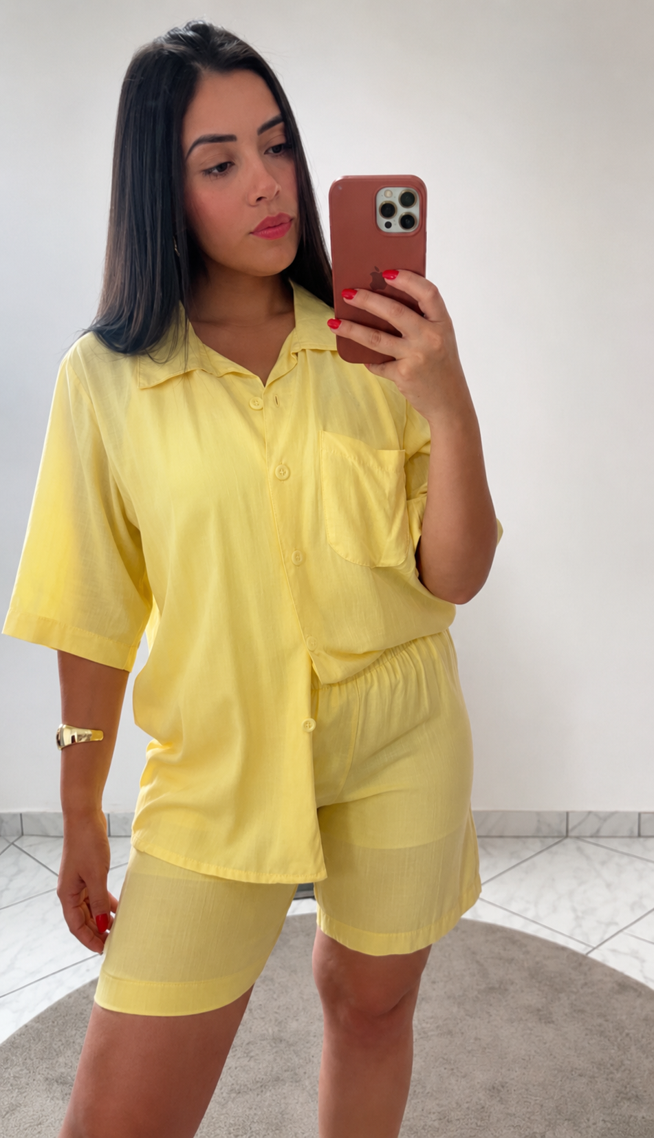 Conjunto em Viscose Amarelo Manteiga