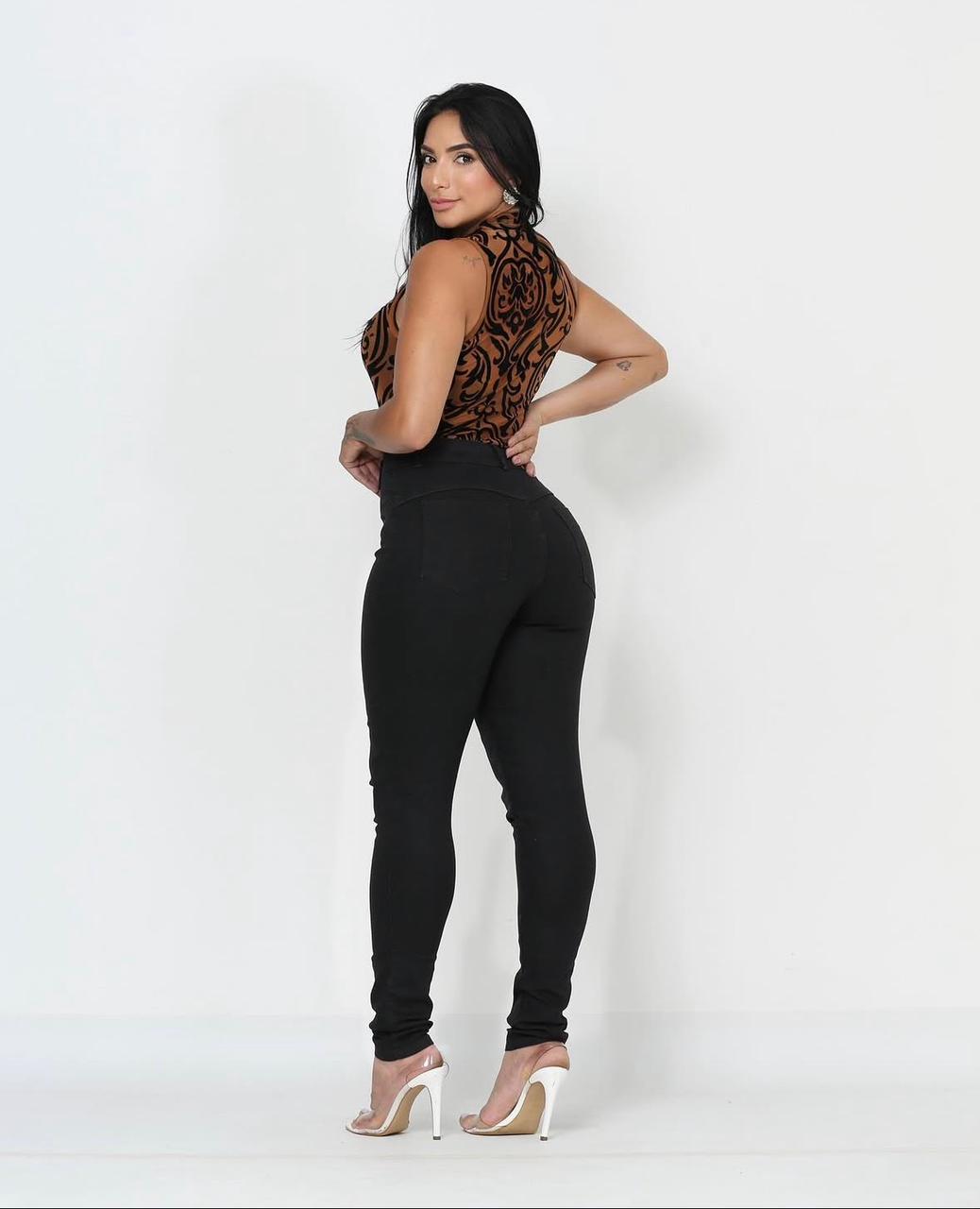 Calça Jeans Cintura Média